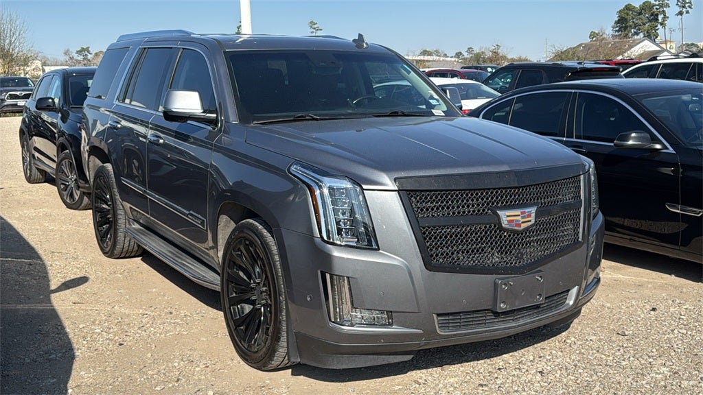 2018 Cadillac Escalade Luxury