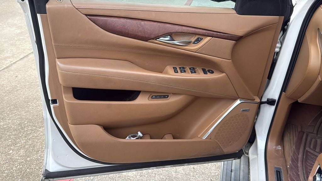 2016 Cadillac Escalade Platinum Edition