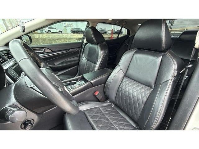 2023 Nissan Maxima Platinum