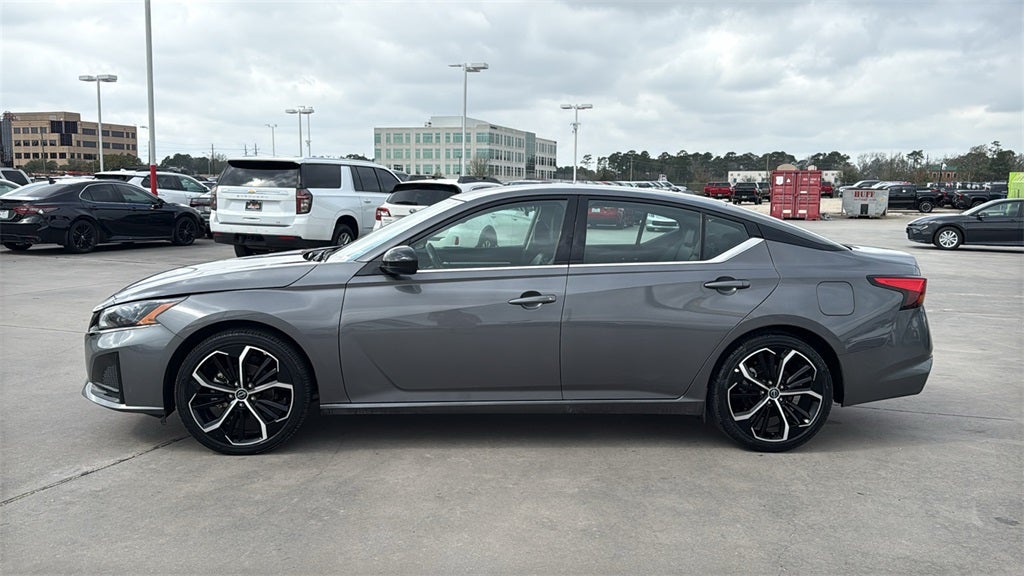 2025 Nissan Altima 2.5 SR