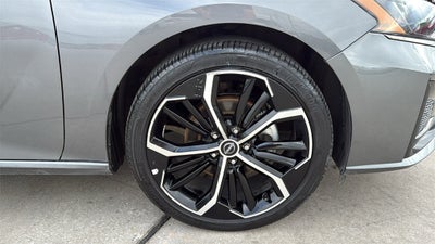 2025 Nissan Altima 2.5 SR