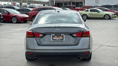 2025 Nissan Altima 2.5 SR