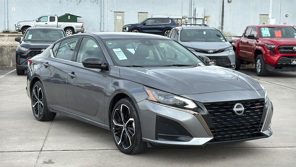 2025 Nissan Altima 2.5 SR