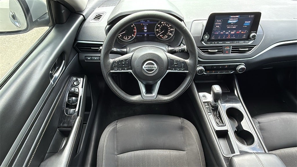 2021 Nissan Altima 2.5 SV