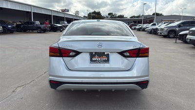 2021 Nissan Altima 2.5 SV