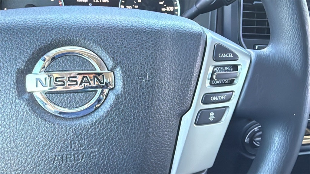 2022 Nissan Titan SV