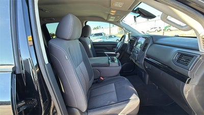 2022 Nissan Titan SV