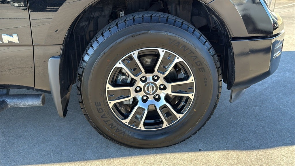 2022 Nissan Titan SV