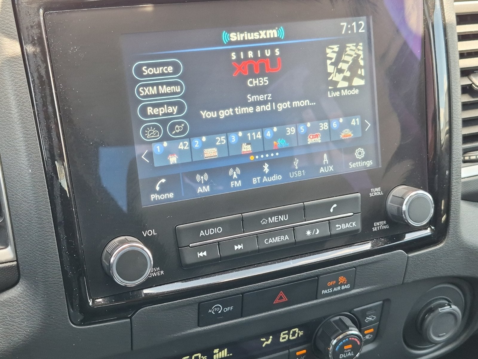 2024 Nissan Frontier SV