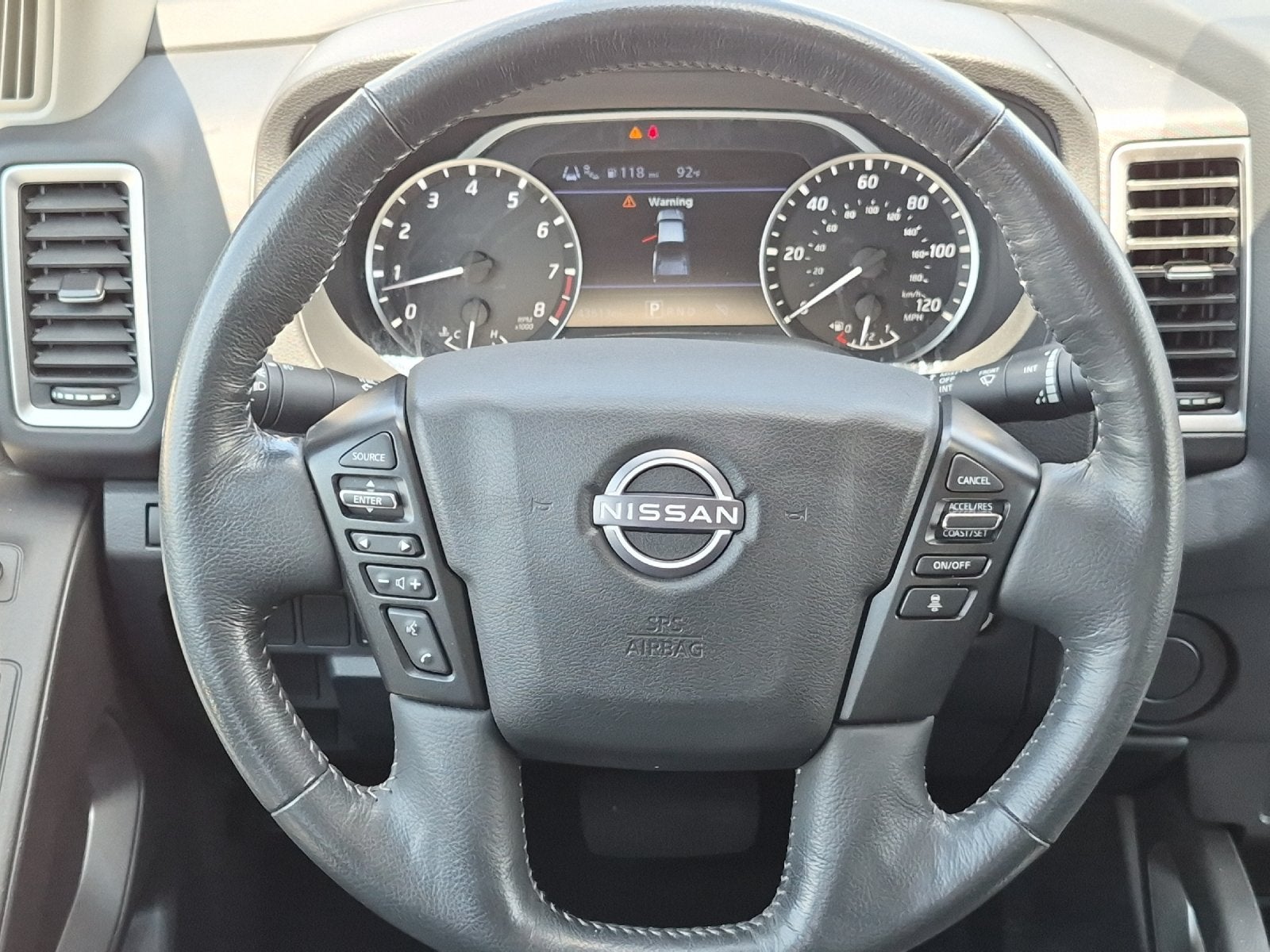 2024 Nissan Frontier SV