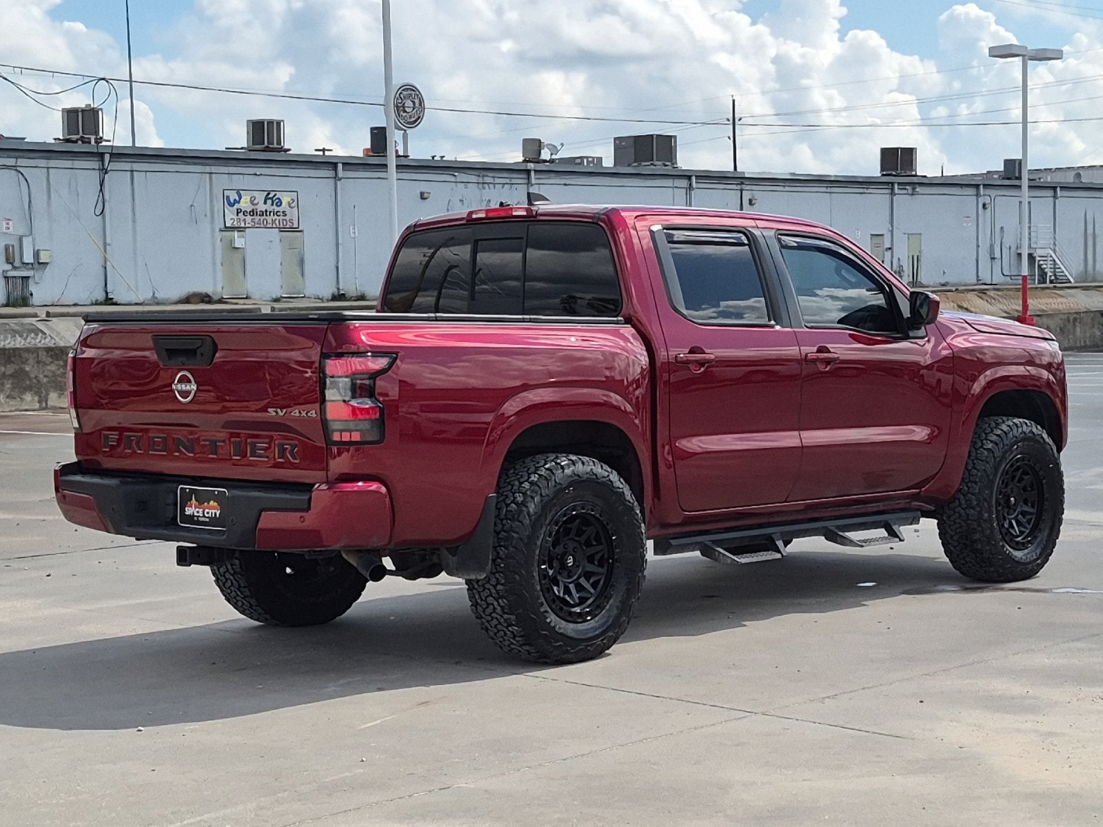 2022 Nissan Frontier SV