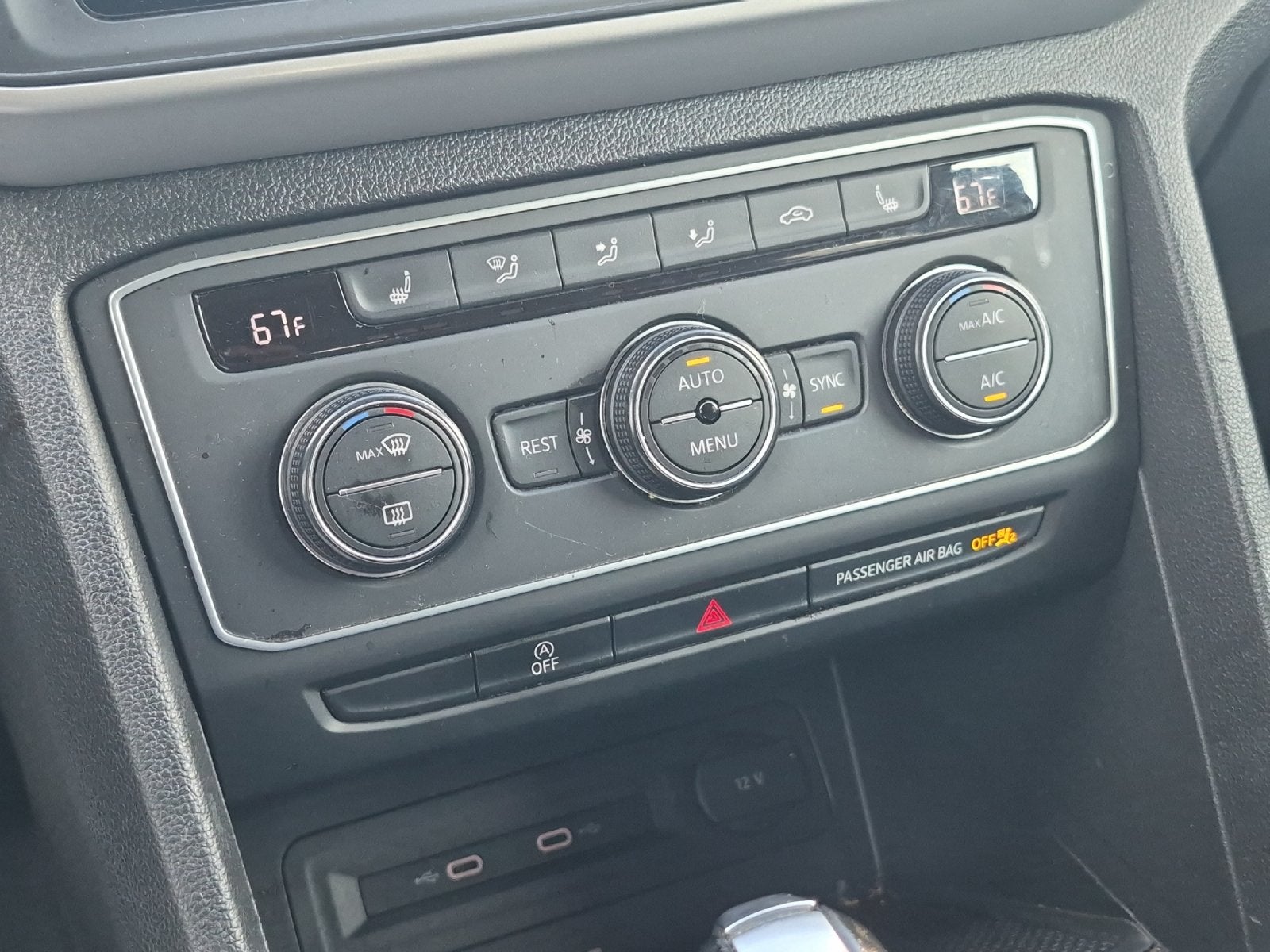 2021 Volkswagen Atlas 3.6L V6 SE w/Technology