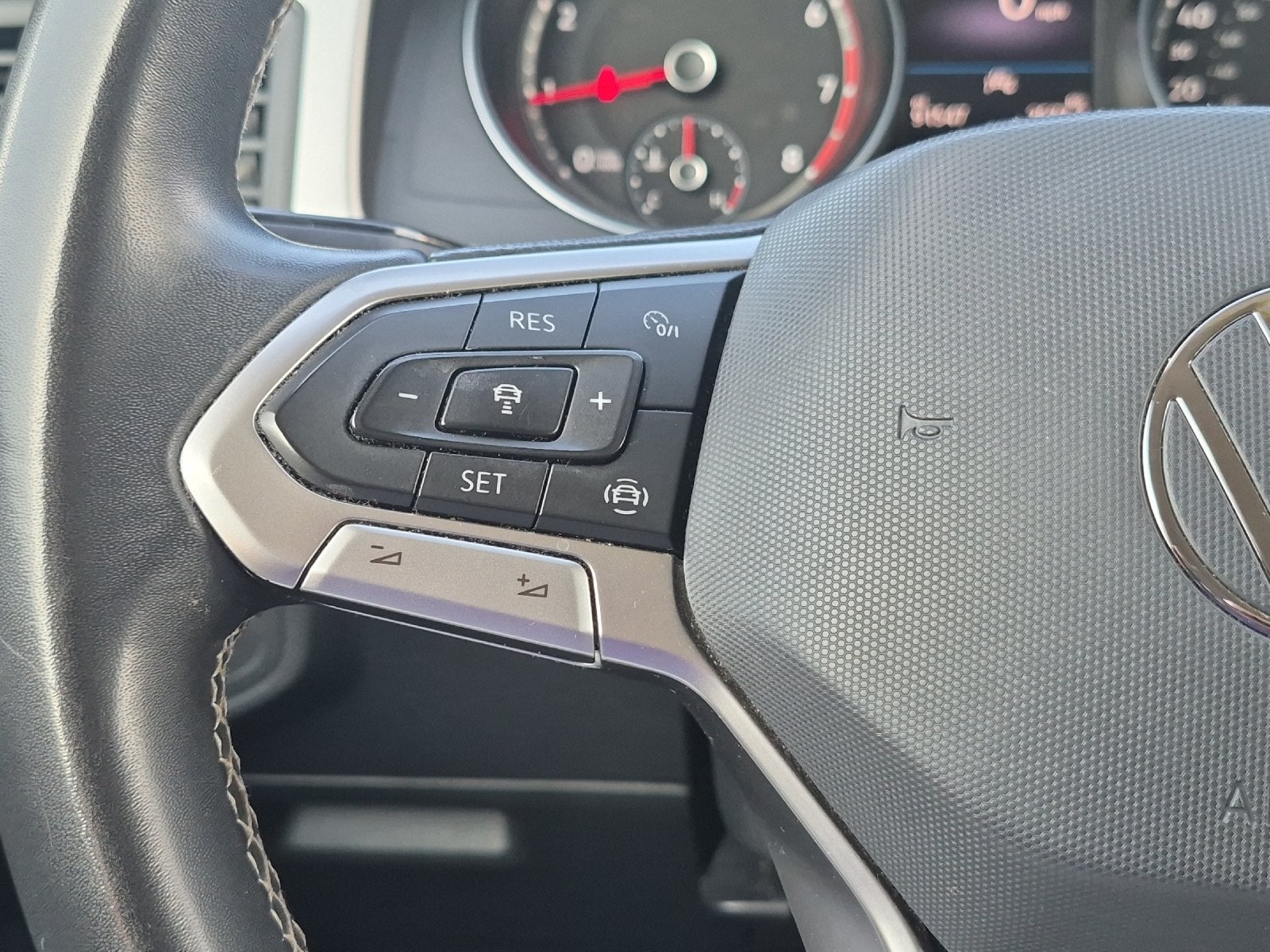 2021 Volkswagen Atlas 3.6L V6 SE w/Technology