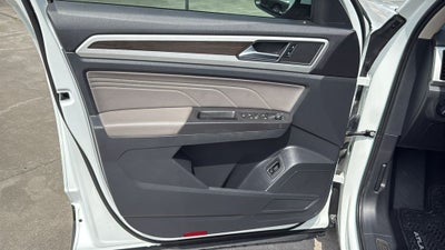 2022 Volkswagen Atlas 2.0T SE w/Technology