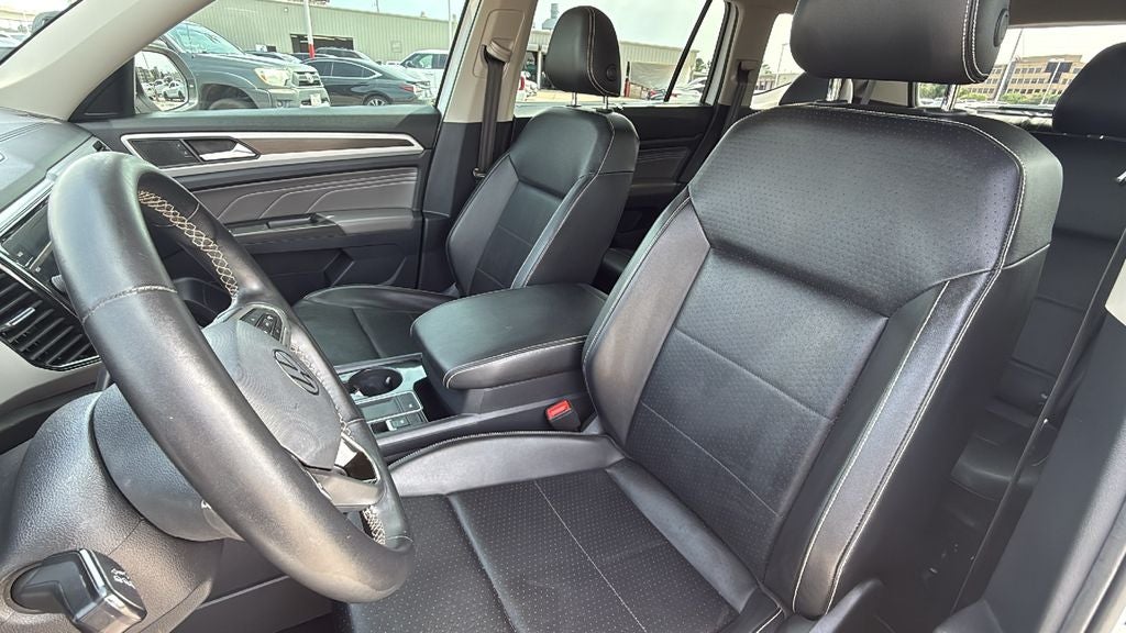 2022 Volkswagen Atlas 2.0T SE w/Technology