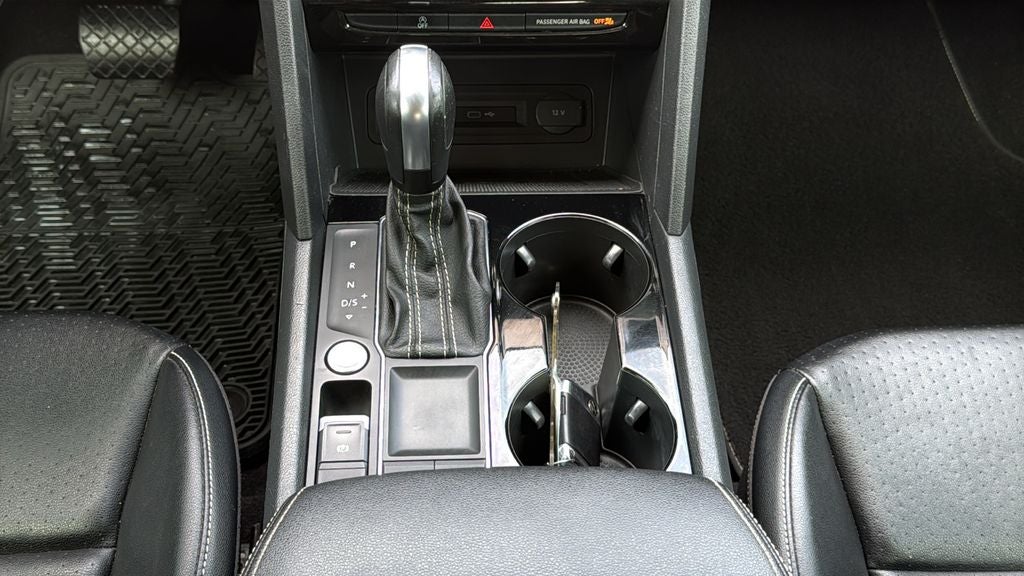 2022 Volkswagen Atlas 2.0T SE w/Technology