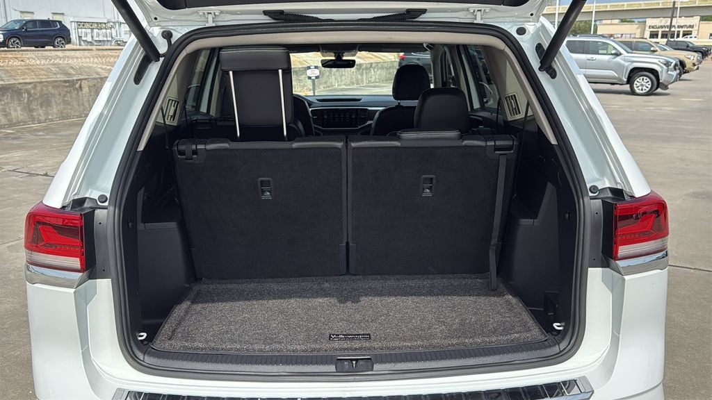 2022 Volkswagen Atlas 2.0T SE w/Technology