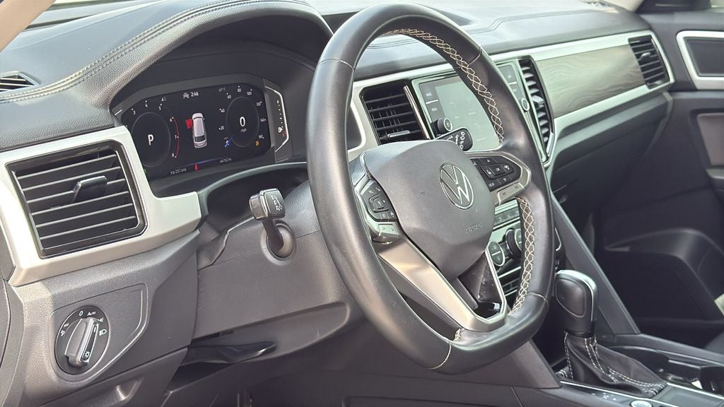 2022 Volkswagen Atlas 2.0T SE w/Technology