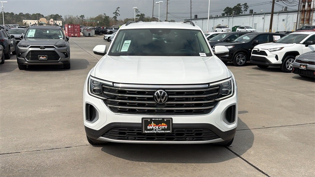 2025 Volkswagen Atlas 2.0T SE w/Technology