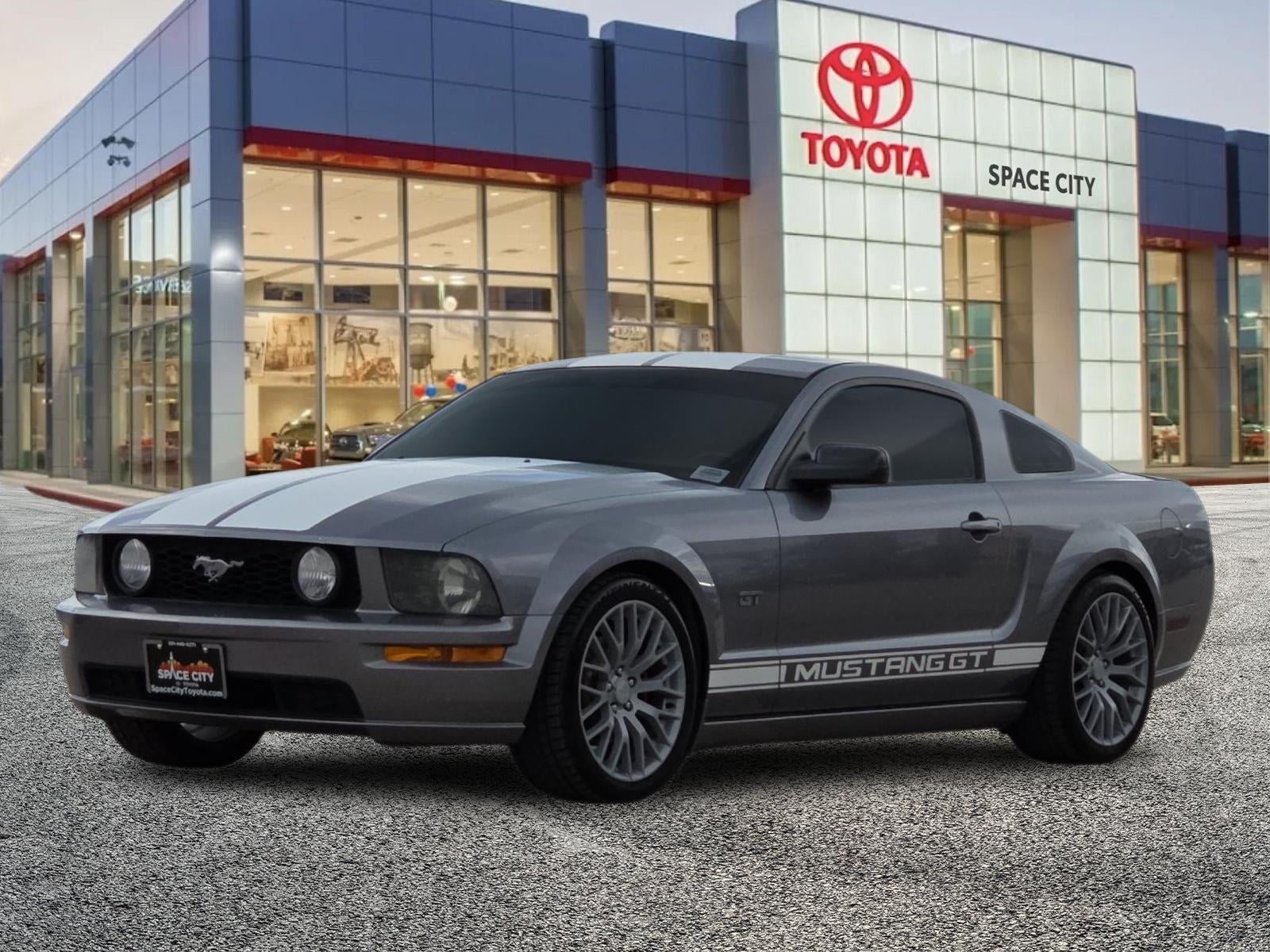 2006 Ford Mustang GT Deluxe