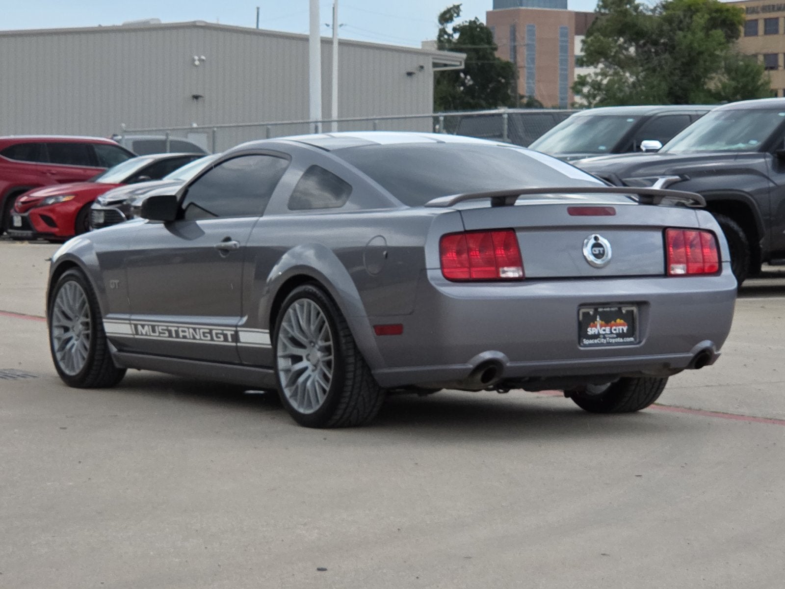 2006 Ford Mustang GT Deluxe