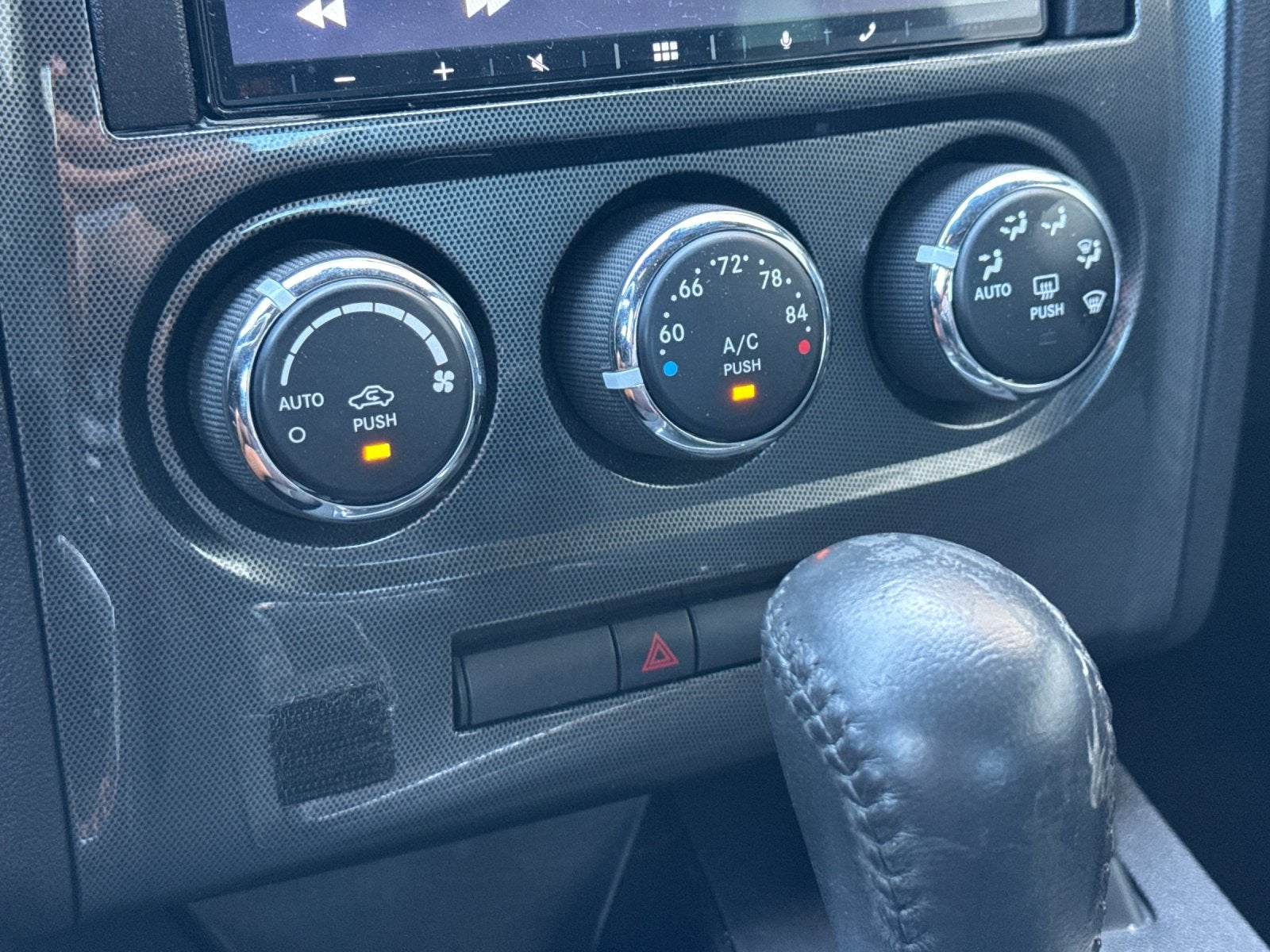 2013 Dodge Challenger SXT