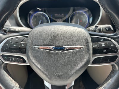 2017 Chrysler Pacifica Touring L