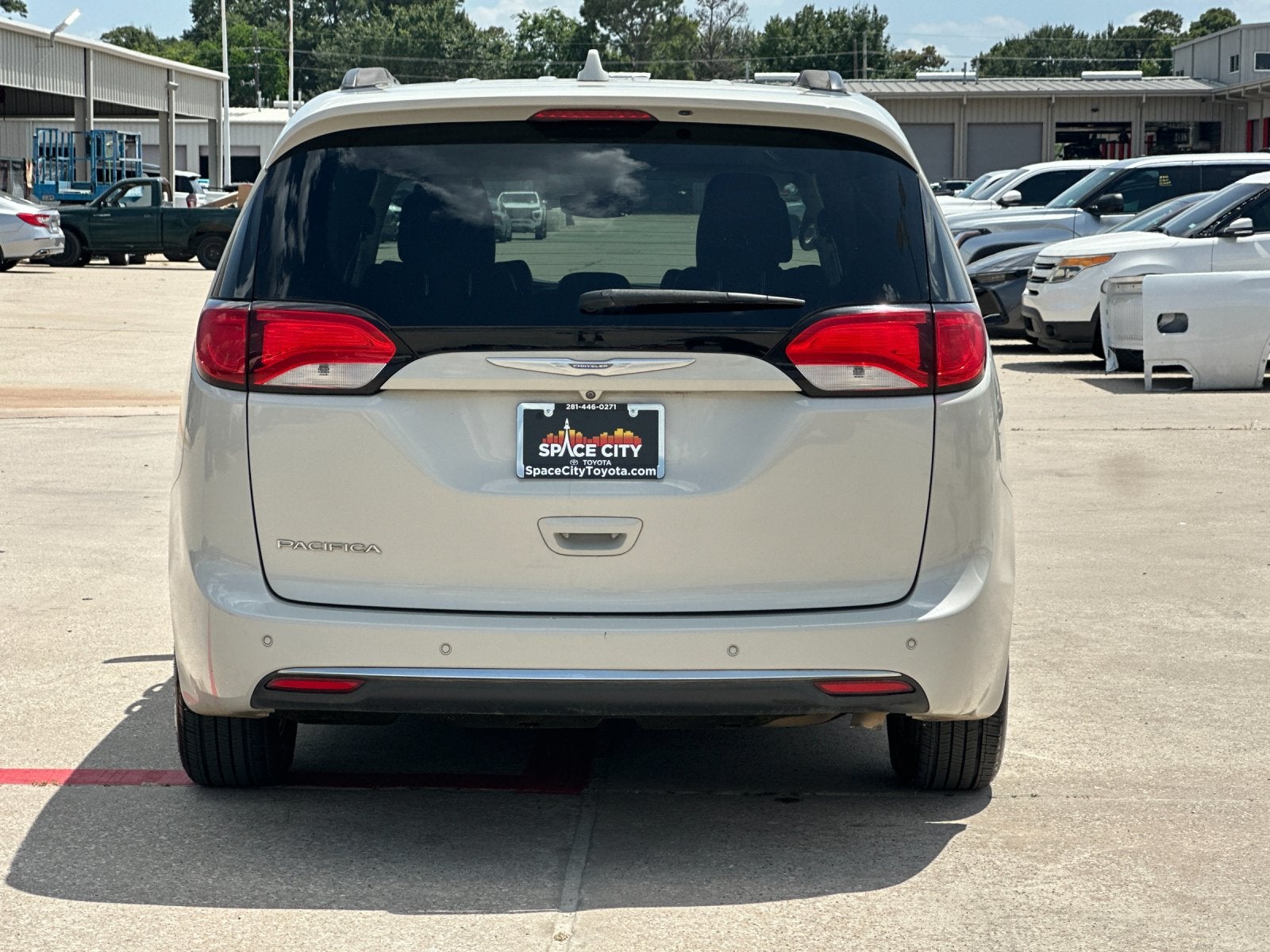 2017 Chrysler Pacifica Touring L