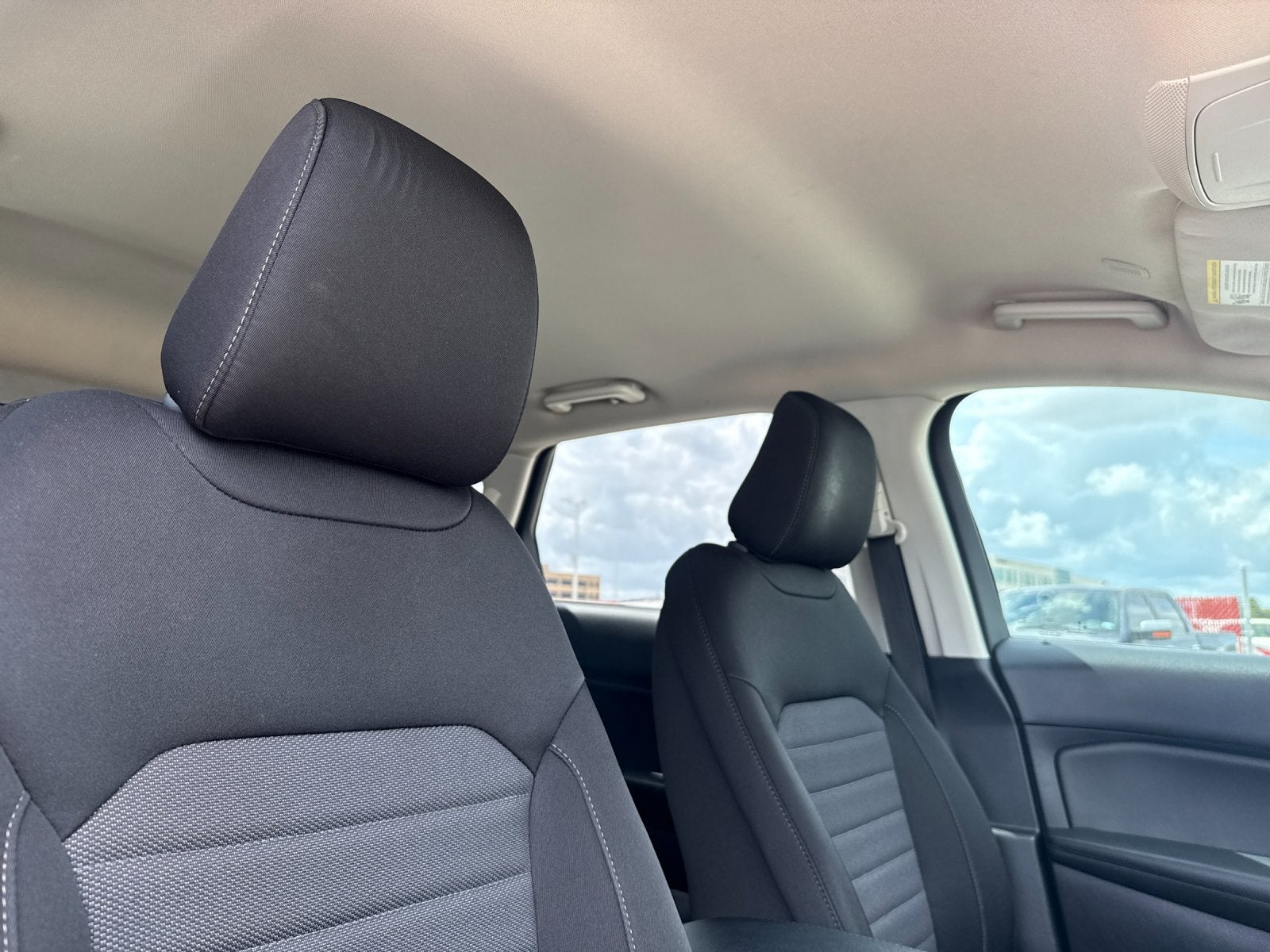 2021 Ford Edge SE