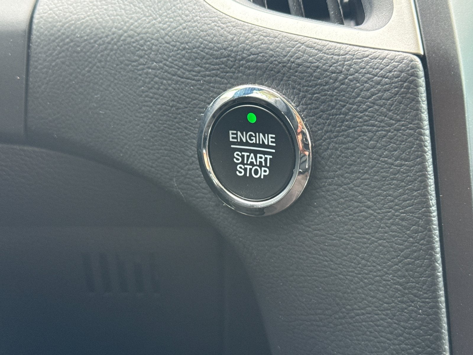 2021 Ford Edge SE