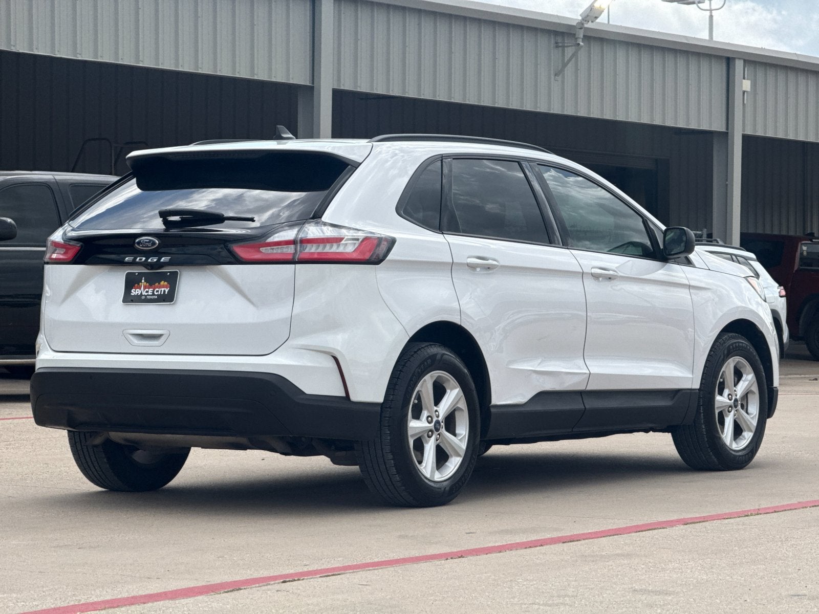 2021 Ford Edge SE