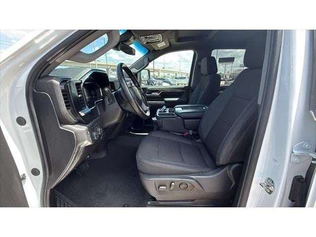2025 Chevrolet Silverado HD LT