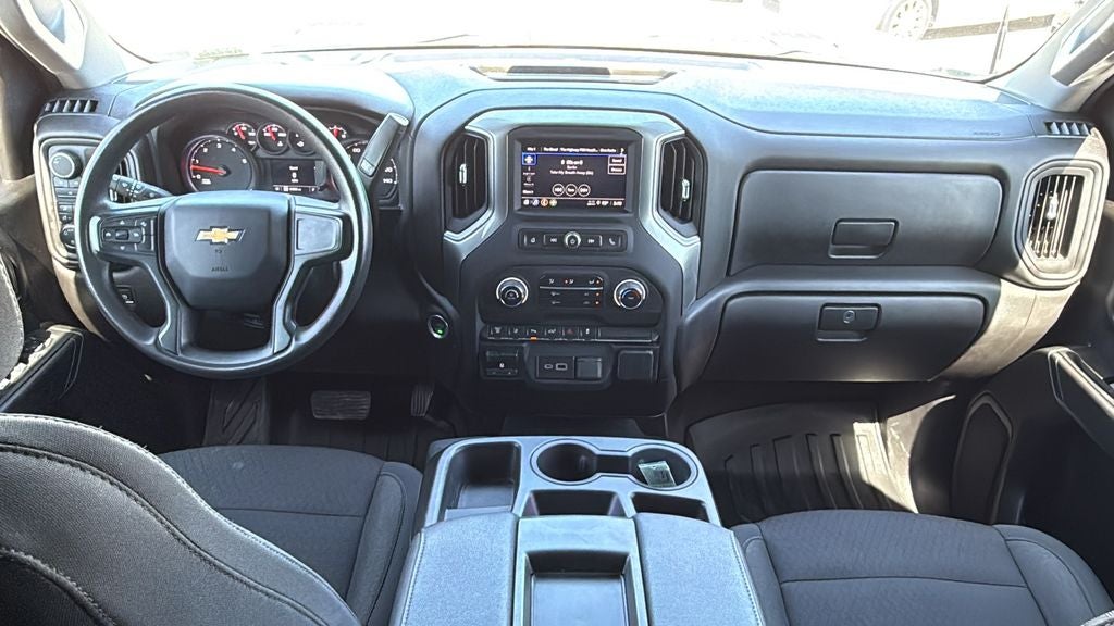 2024 Chevrolet Silverado HD Custom