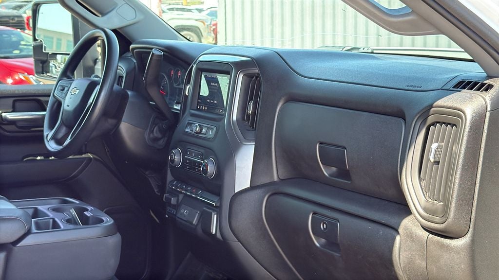 2024 Chevrolet Silverado HD Custom