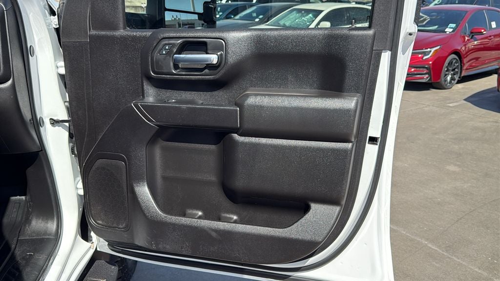 2024 Chevrolet Silverado HD Custom