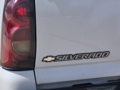 2005 Chevrolet Silverado LS