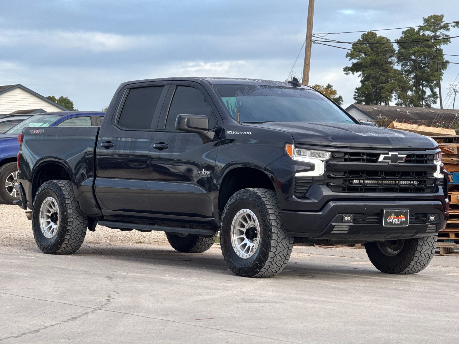 2023 Chevrolet Silverado RST