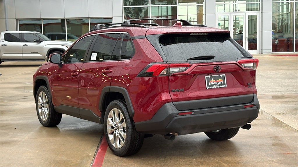 2025 Toyota RAV4 XLE Premium