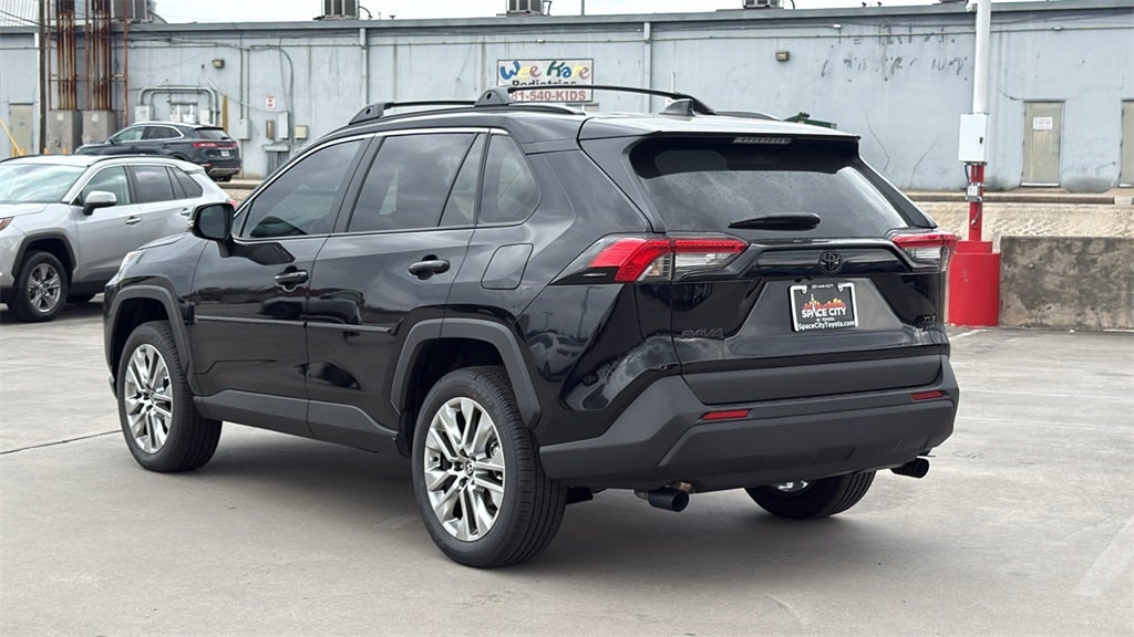 2025 Toyota RAV4 XLE Premium