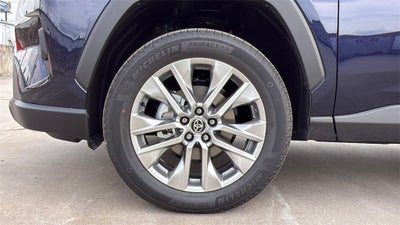 2025 Toyota RAV4 XLE Premium