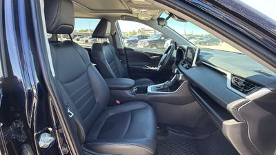 2024 Toyota RAV4 HYBRID XLE Premium