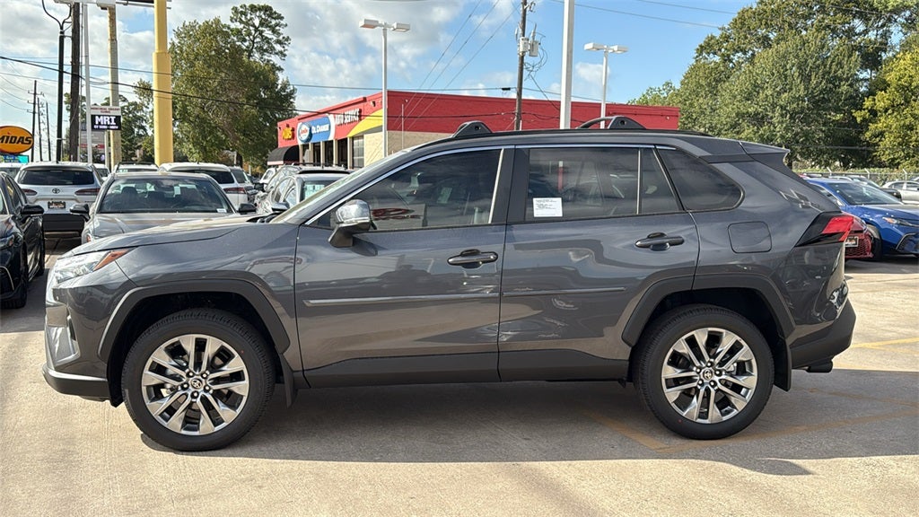 2025 Toyota RAV4 XLE Premium