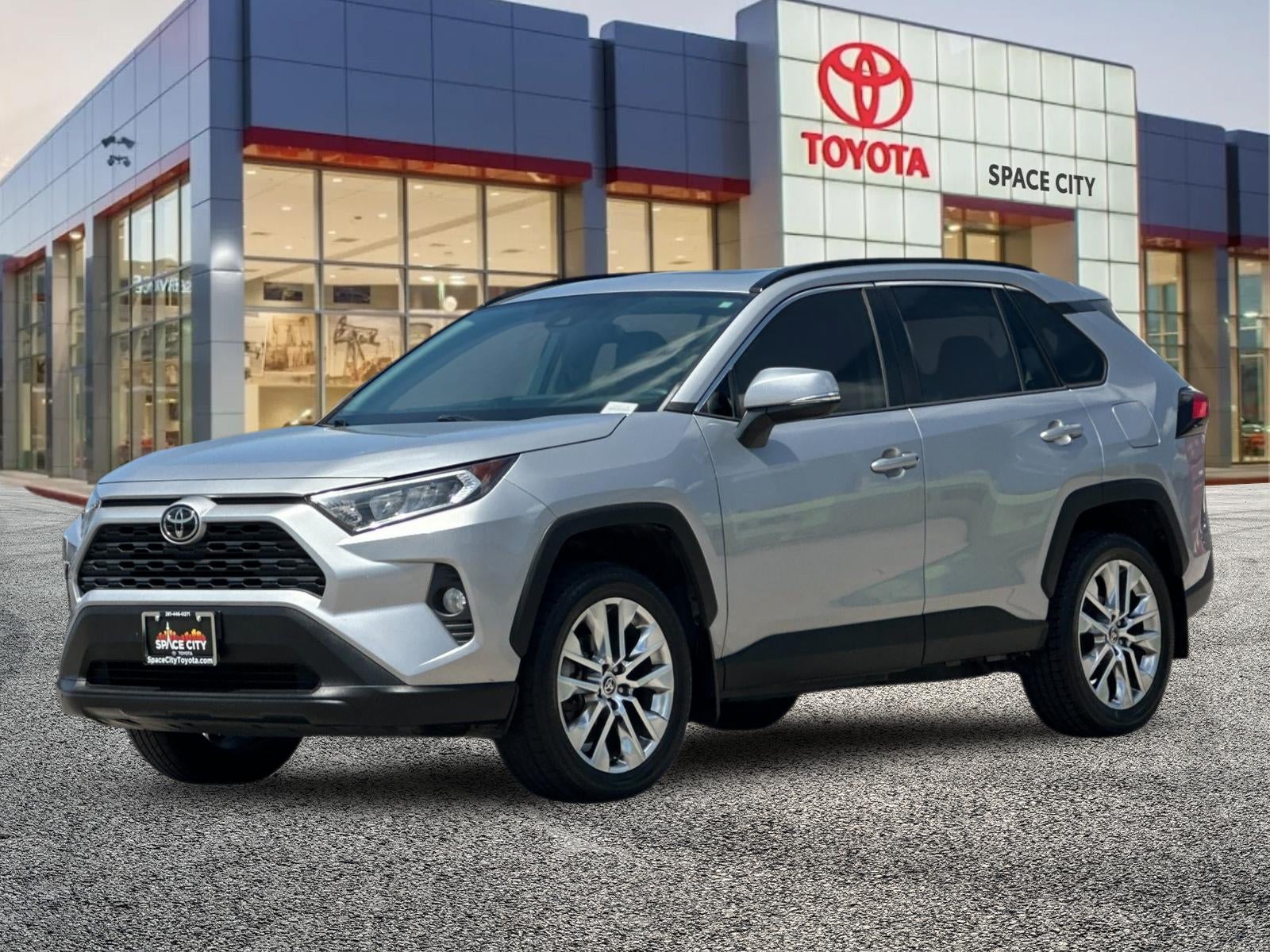 2021 Toyota RAV4 XLE Premium