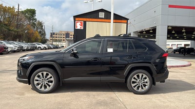 2025 Toyota RAV4 XLE Premium