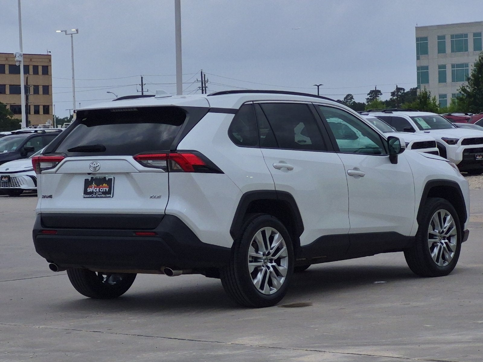 2024 Toyota RAV4 XLE Premium