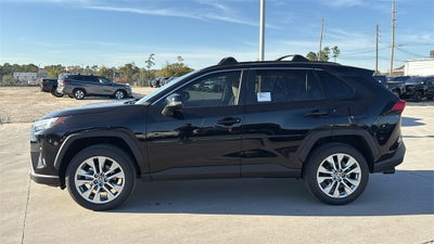 2025 Toyota RAV4 XLE Premium