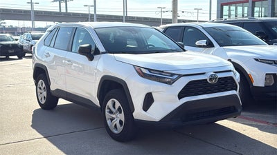 2024 Toyota RAV4 LE