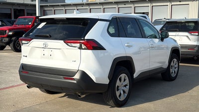 2025 Toyota RAV4 LE