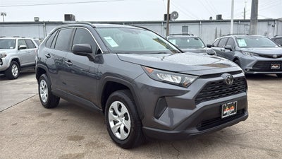 2020 Toyota RAV4 LE