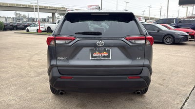 2020 Toyota RAV4 LE
